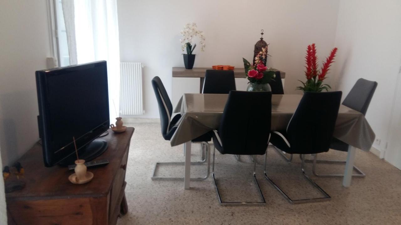 Appartement F3 Valescure Saint-Raphaël Kültér fotó